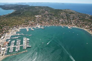 Odobreno 11,4 milijuna eura za modernizaciju lučke infrastrukture u Murteru i Prvić Šepurinama